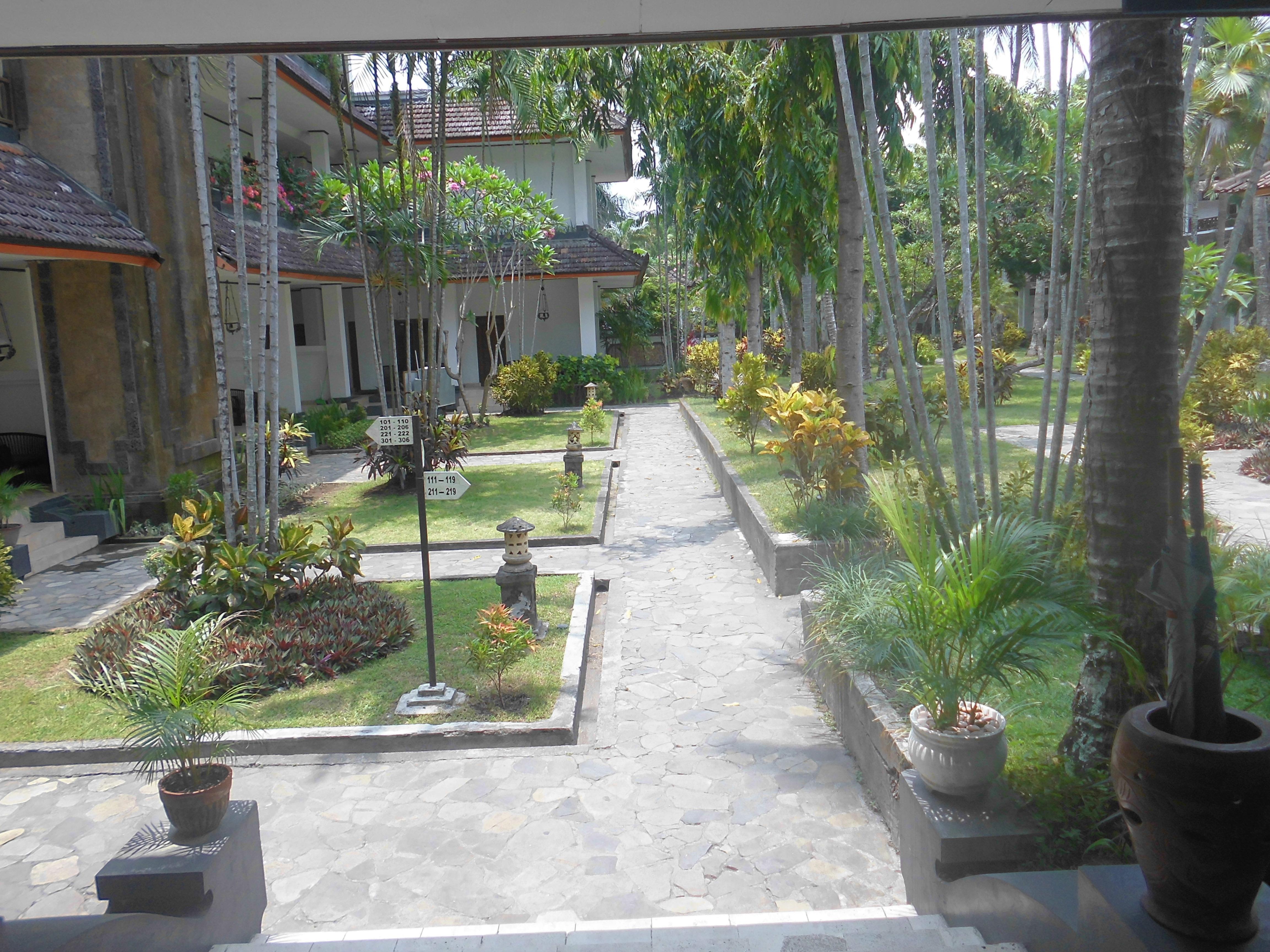 Puri Saron Senggigi Hotel Exterior foto